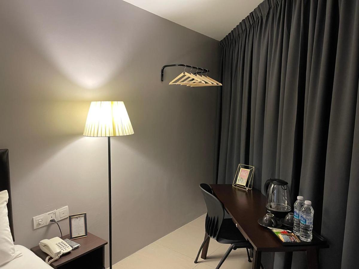 Royale City Hotel - 10 Min From Klia Klia 2 Airport Sepang Exterior foto