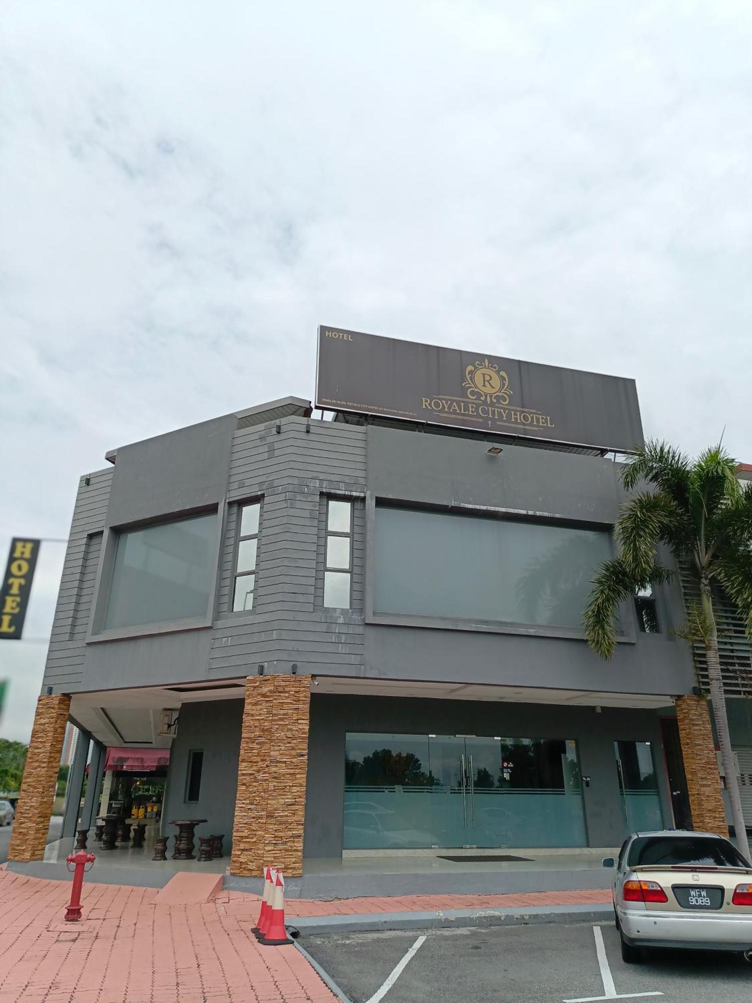 Royale City Hotel - 10 Min From Klia Klia 2 Airport Sepang Exterior foto