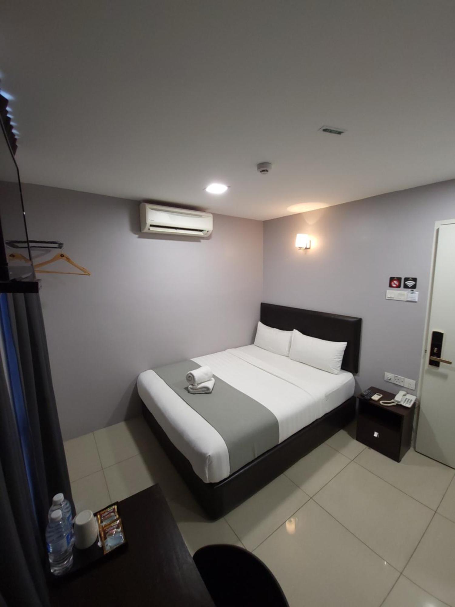 Royale City Hotel - 10 Min From Klia Klia 2 Airport Sepang Exterior foto